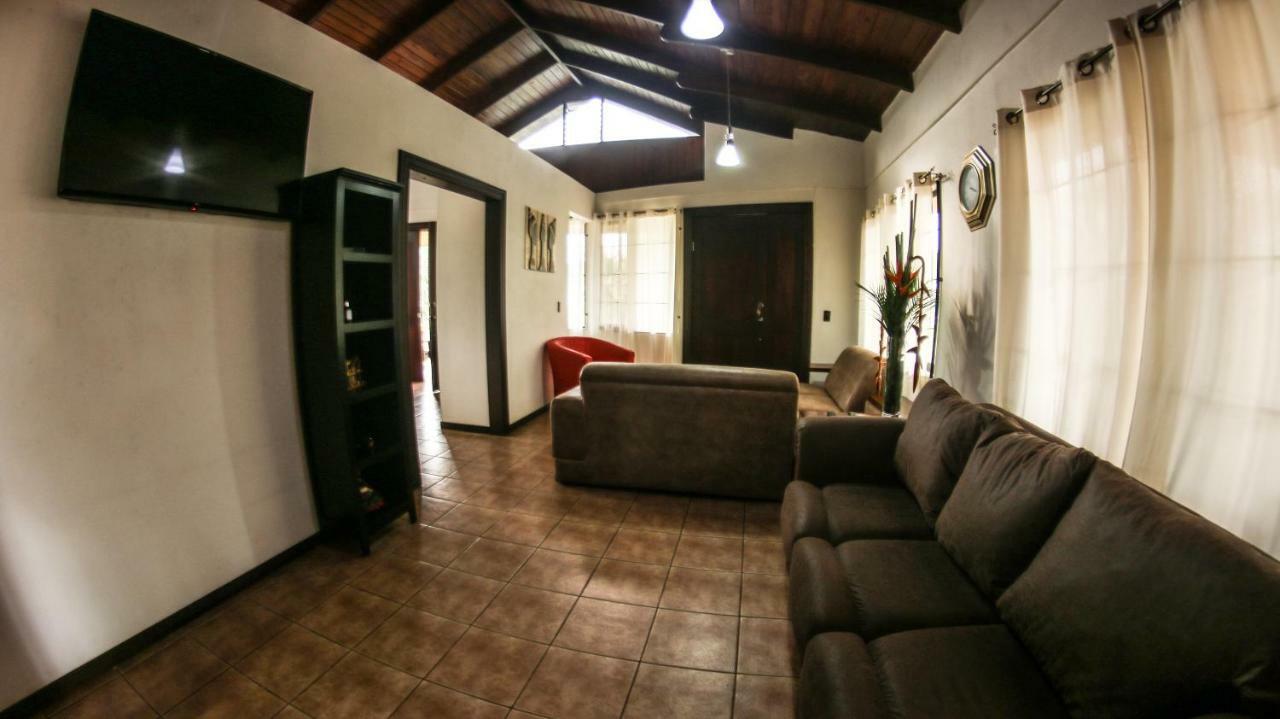 Villa Hortensias La Fortuna Екстер'єр фото